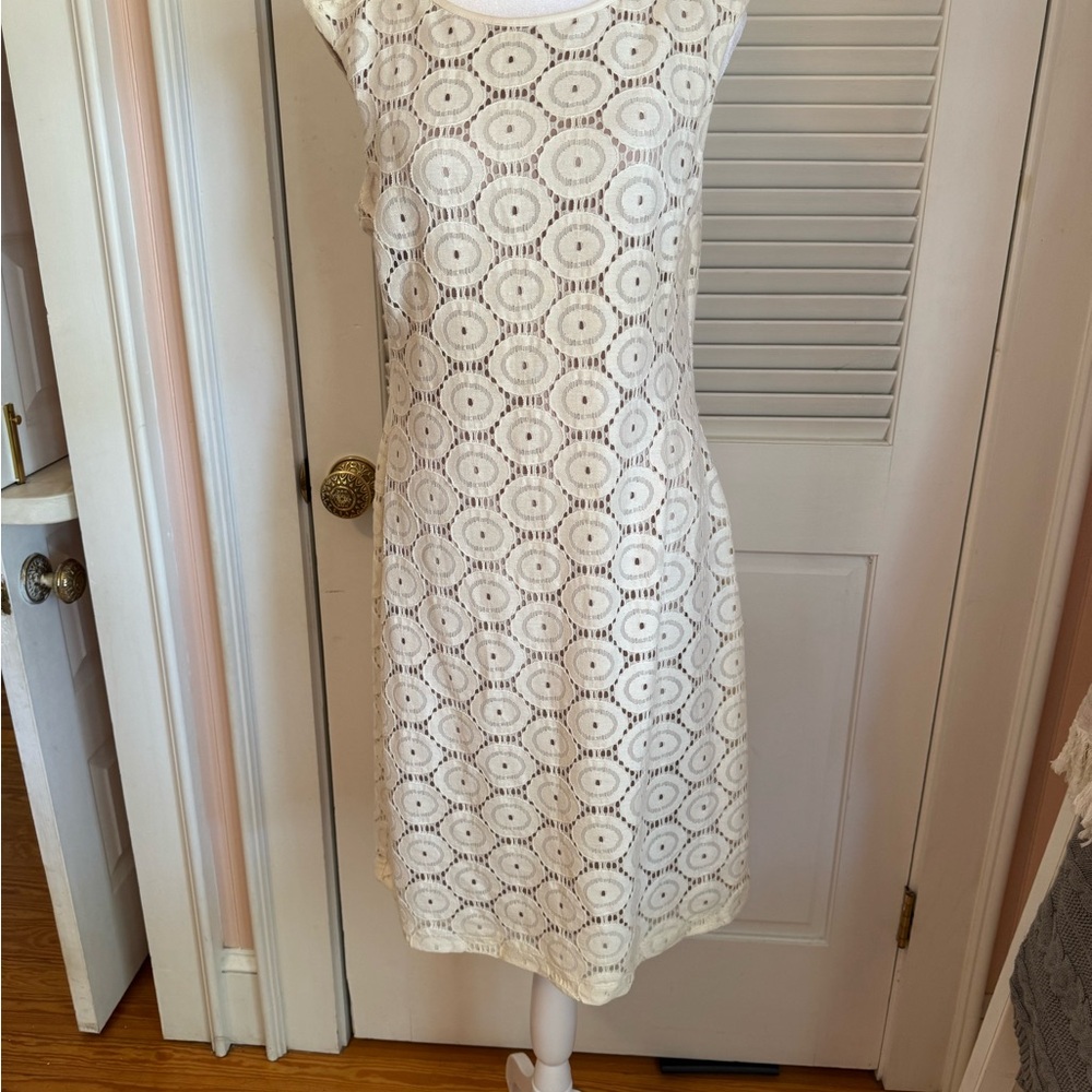 Elegant White Lace Dress